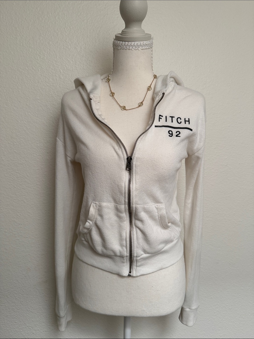 Y2K Abercrombie & Fitch Cream Full-Zip Hoodie with Logo